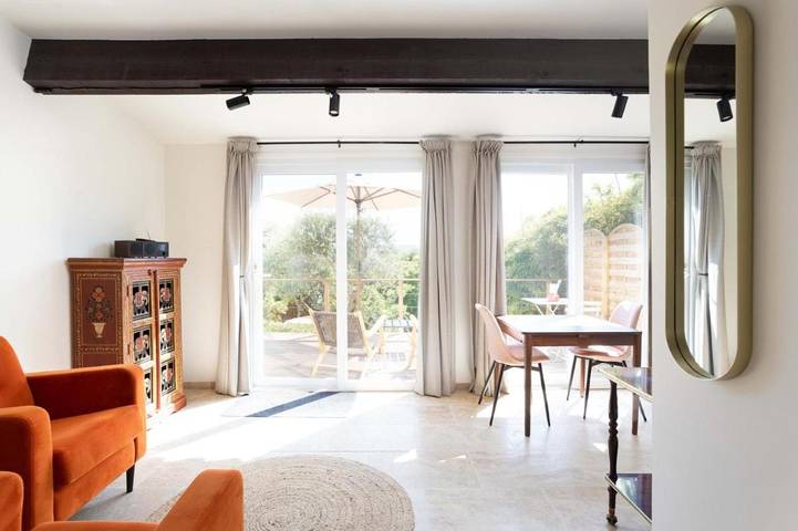 Chambre d’hôte pour 2 personnes, avec jardin ainsi que piscine et vue à Grimaud - 4