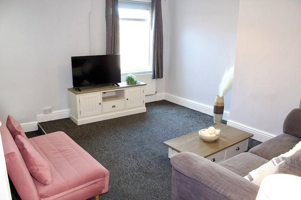 Ganze Wohnung, Spacious 2-Bed Flat | Near St Helens Centre + Wifi in St Helens, Nordwestengland