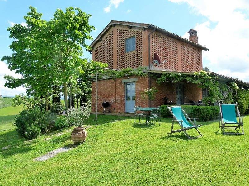 Villa für 6 Personen mit Terrasse in Asciano, Siena Provinz