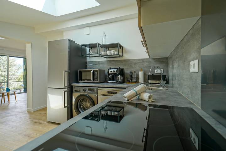 Gîte pour 2 personnes, avec balcon et jardin, adapté aux familles à Sévrier - 4