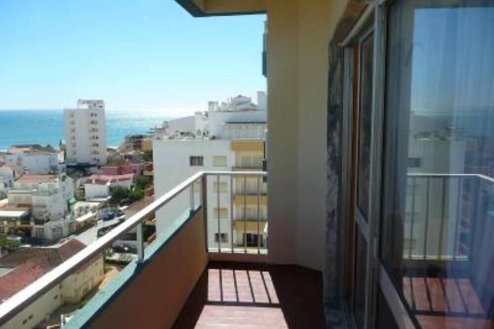 Ganze Wohnung, Meerblick-Apartment im 13. Stock. in Praia da Rocha, Portimão