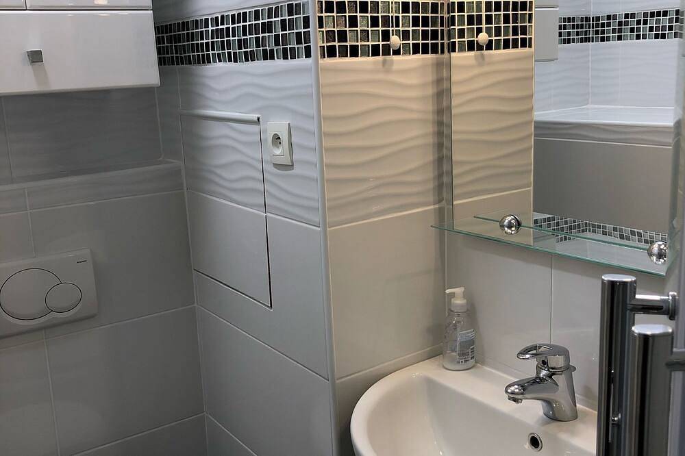 Appartement entier, Appartement En Rez De Jardin A Cap Esterel Agay 4/5 Pers 28 m2 in Cap Estérel, Saint-Raphaël