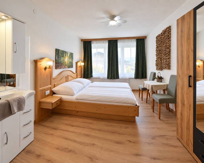 Ferienwohnung für 5 Personen, mit Balkon und Terrasse sowie Garten und Seeblick am Millstätter See - 4