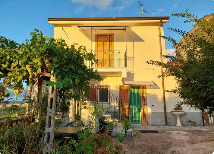 Casa vacanza per 3 persone, con Balcone e Giardino a Contursi Terme
