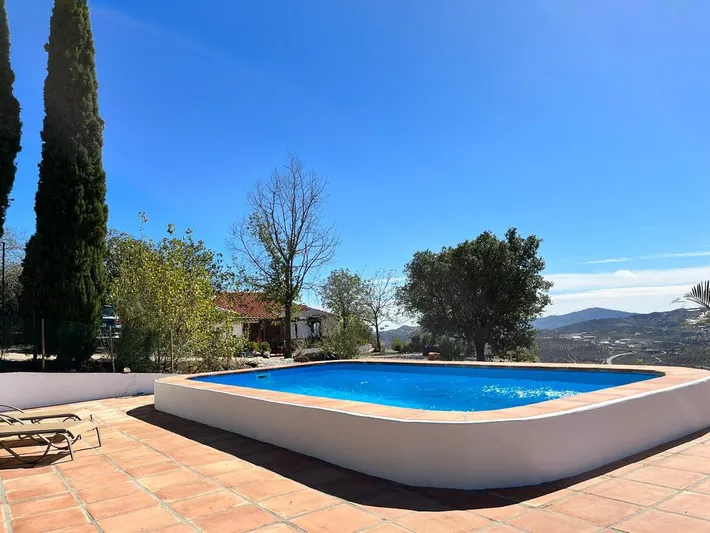 Maison de vacances pour 6 personnes, avec piscine et vue ainsi que jardin et bassin pour enfant - 1
