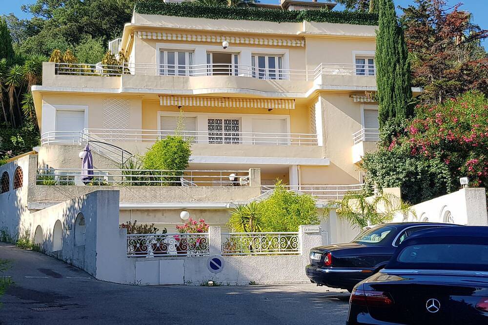 Appartement entier, Penthouse Vue Mer + Piscine  27 ° De Mars A Octobre + Jardin Privatif in Cannes, Côte méditerranéenne (France)