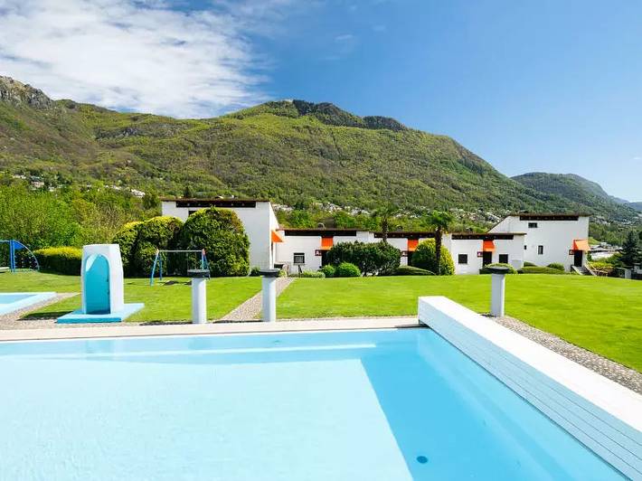 Apartamento de vacaciones para 5 personas, con piscina y jardín - 1