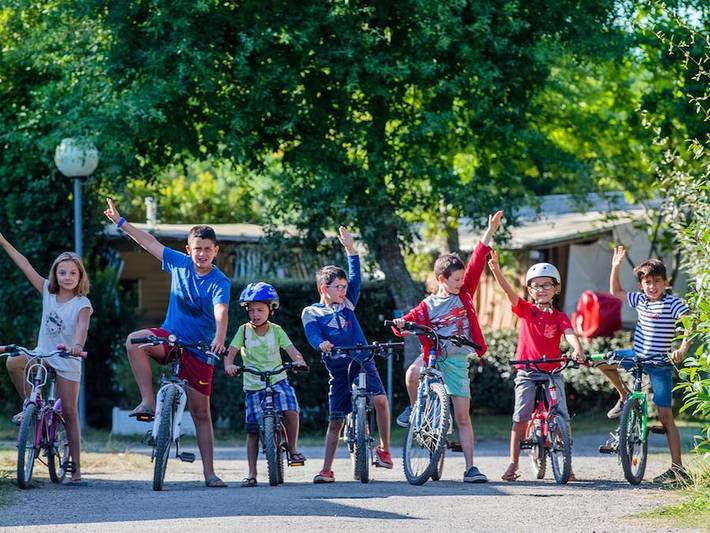 Camping les Bruyères - Einzigartig 4 personen - Pfahlhütte ohne Sanitäranlagen 2/4 Pers. in Sainte-Eulalie-en-Born, Côte d’Argent