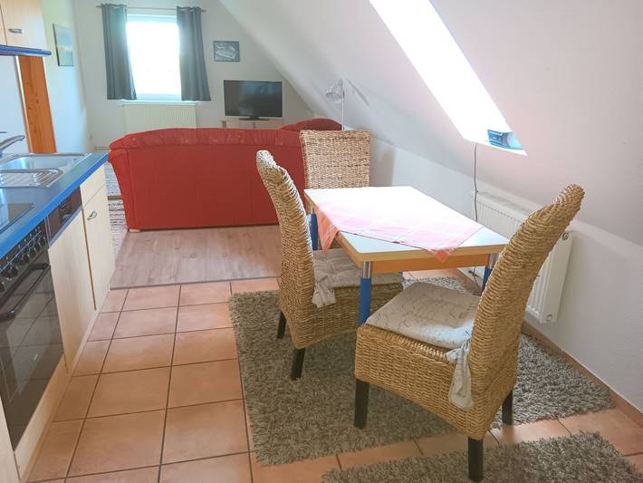 Ferienwohnung für 3 Personen, mit Garten und Ausblick in Drochtersen - 2