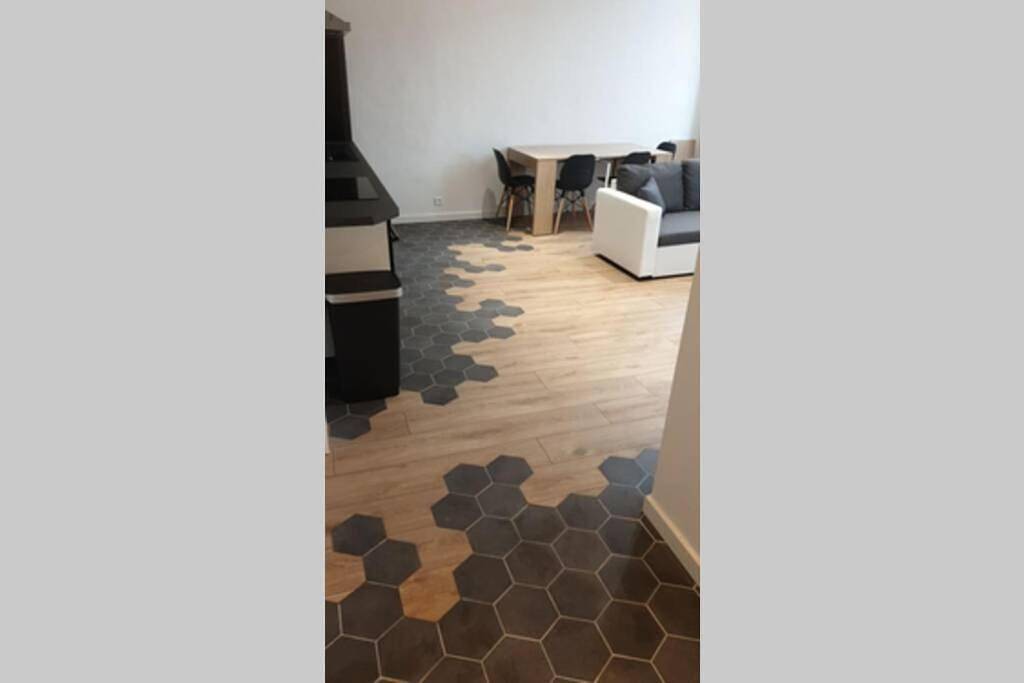 Appartement entier, Two-Bedroom Apartment in Salernes, Région de Draguignan