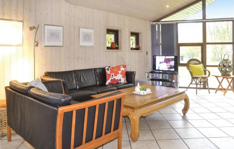 Ferienhaus für 8 Personen, mit Whirlpool und Sauna sowie Terrasse und Garten in Jegum - 3