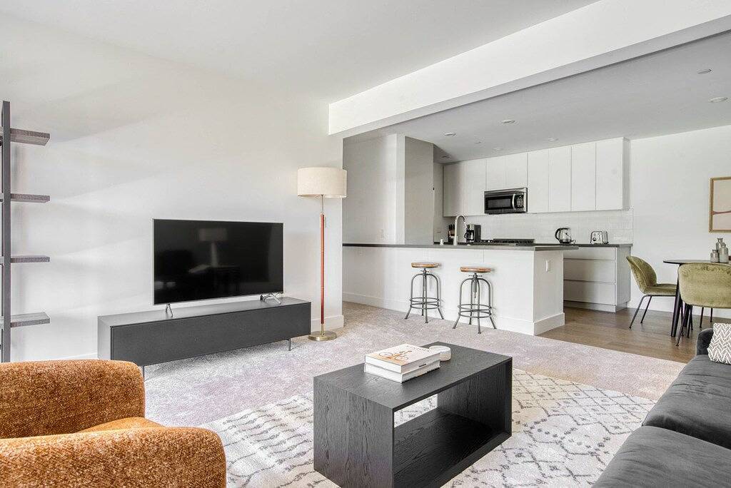 Ganze Wohnung, Chic Menlo Park 2Br w/ Pool, W/D, Gym, near 82, 101, 280, by Blueground in Menlo Park, Silicon Valley