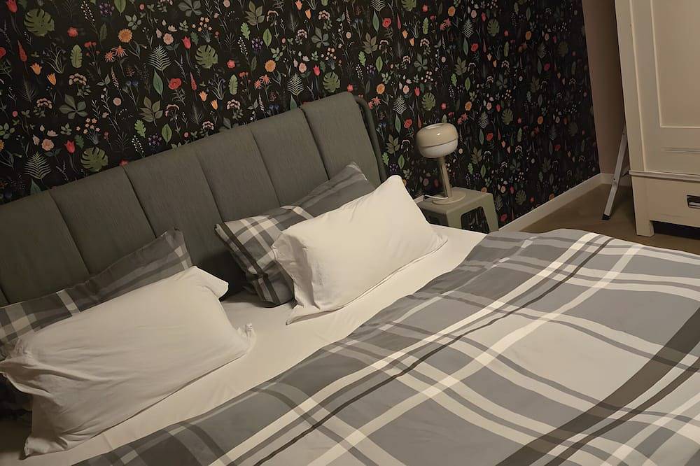 Ganze Wohnung, Beautiful 2-room apartment in the heart of Taucha in Taucha, Sächsisches Burgen- und Heideland