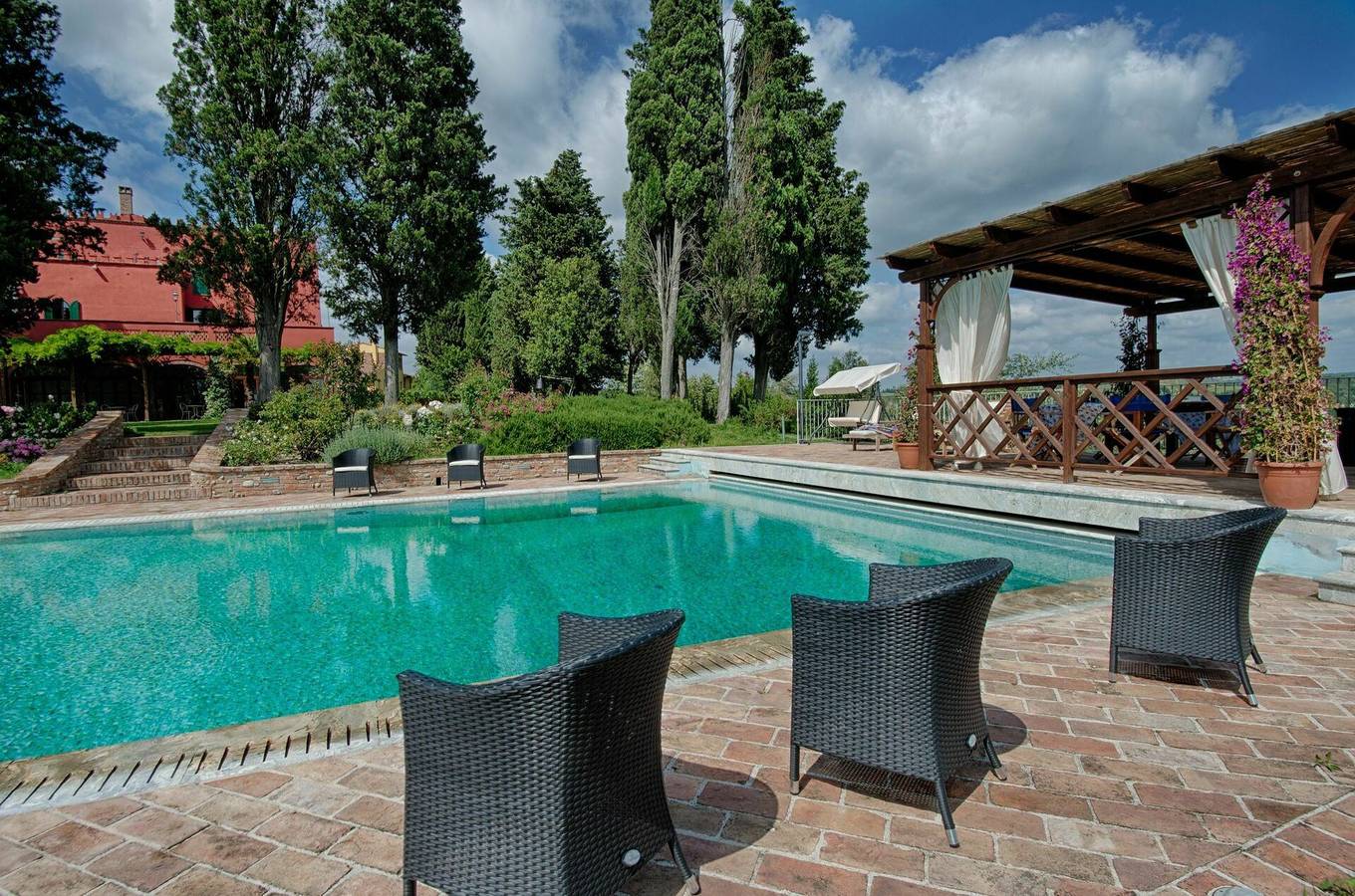Villa für 17 Personen mit Terrasse in Castelfiorentino, Florenz Provinz