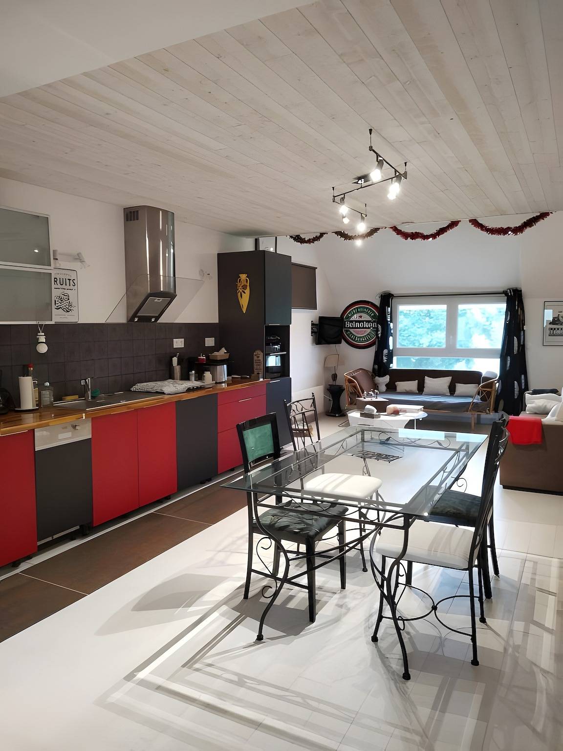 Gîte « Le Relais De Jehan » avec piscine privée, terrasse et jardin privatifs in Saint-Malo-des-Trois-Fontaines, Région de Vannes