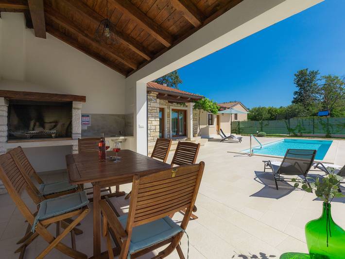 Ferienhaus für 6 Personen, mit Terrasse und Garten in Sveti Petar u Šumi - 2