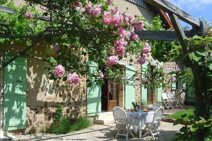 Gîte pour 7 personnes, avec jardin et terrasse, animaux acceptés