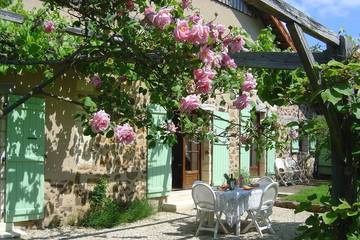 Gîte pour 7 personnes, avec terrasse et jardin, animaux acceptés à Videix