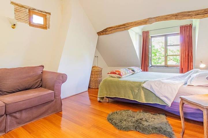 Location de vacances pour 2 personnes, avec jardin à Gourdon (Saône-et-Loire) - 2