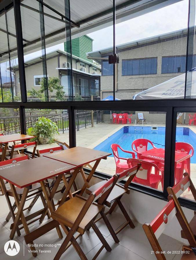 Pousadas para 4 pessoas, com terraço e vista e ainda piscina em Caraguatatuba