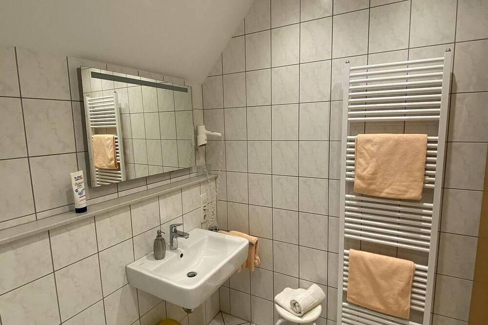 Zwei-Raum-Ferienwohnung - Landgasthof Baunhöller-Mühle in Emmelshausen, Hunsrück