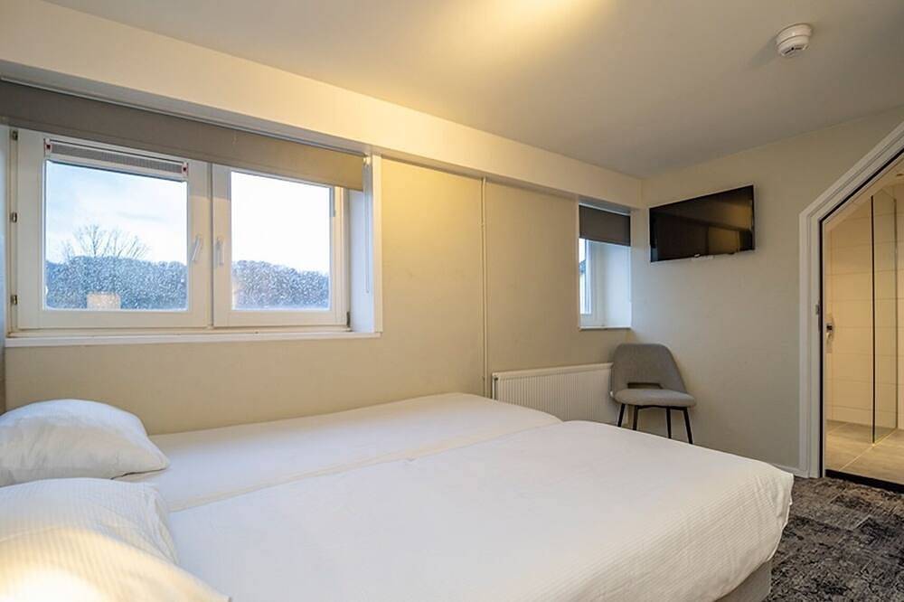 Family-Friendly Room in Relaxed Setting Near Roman Catacombs in Valkenburg, Limburg (Niederlande)