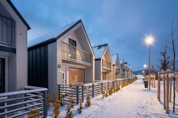 Resort für 9 Personen, mit Garten und Pool sowie Whirlpool und Sauna - 1