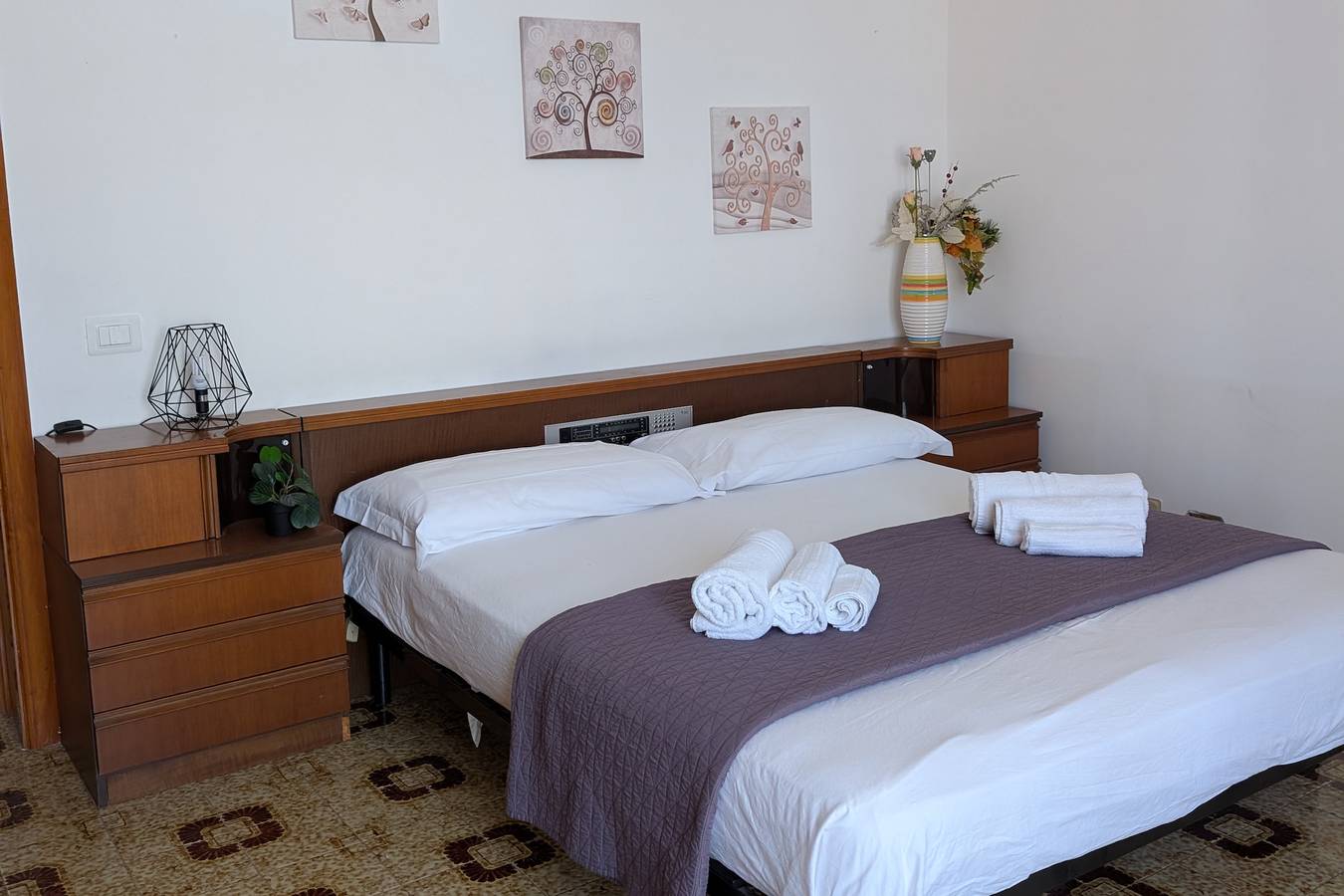 Appartement de vacances entier, Sicilian Apt in Donnalucata-Sleeps 4- 2 Min Beach in Scicli, Province de Ragusa