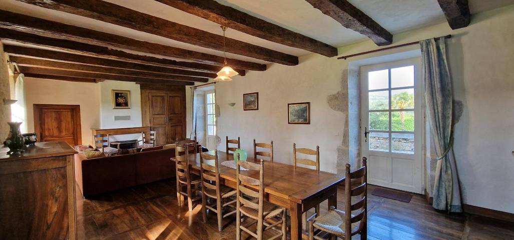 Maison de campagne pour 12 personnes, avec terrasse ainsi que jardin et piscine à Larnagol - 3