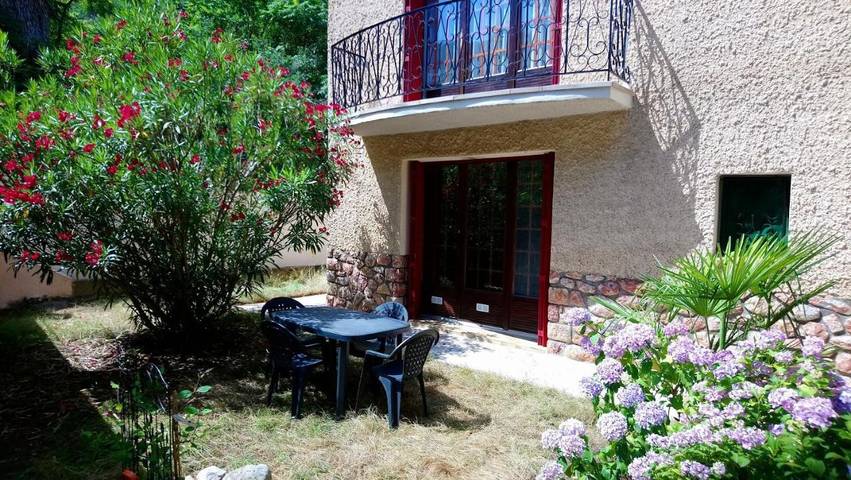Gîte pour 4 personnes, avec jardin à Vernet-les-Bains - 2