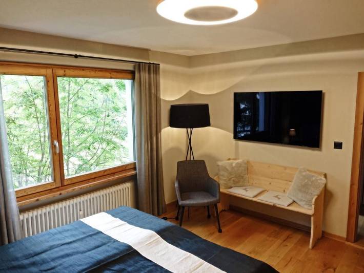 Ferienpark für 4 Personen, mit Sauna und Pool sowie Garten und Balkon in der Schweiz - 3