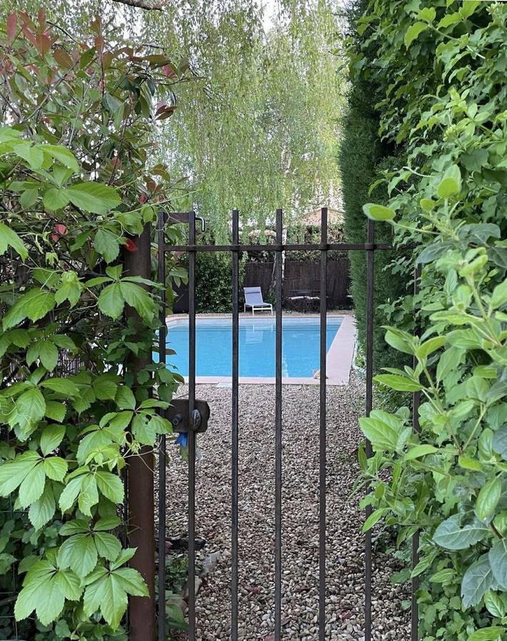 Gîte pour 4 personnes, avec jardin ainsi que terrasse et piscine à Vaison-la-Romaine - 2