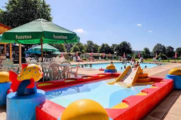 Camping pour 6 Personnes dans Virton, Photo 4