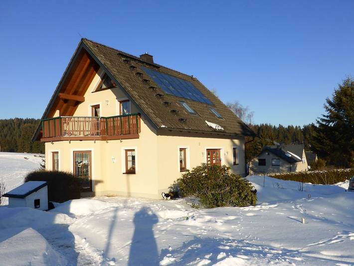 Ferienwohnung mit 2 Schlafzimmer in Stützengrün, Erzgebirge