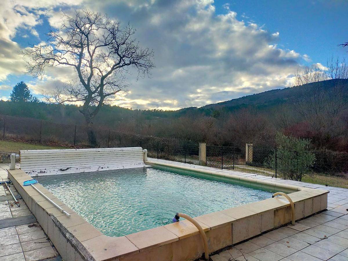 Two-Bedroom House in Aurel, Parc naturel régional du Mont-Ventoux
