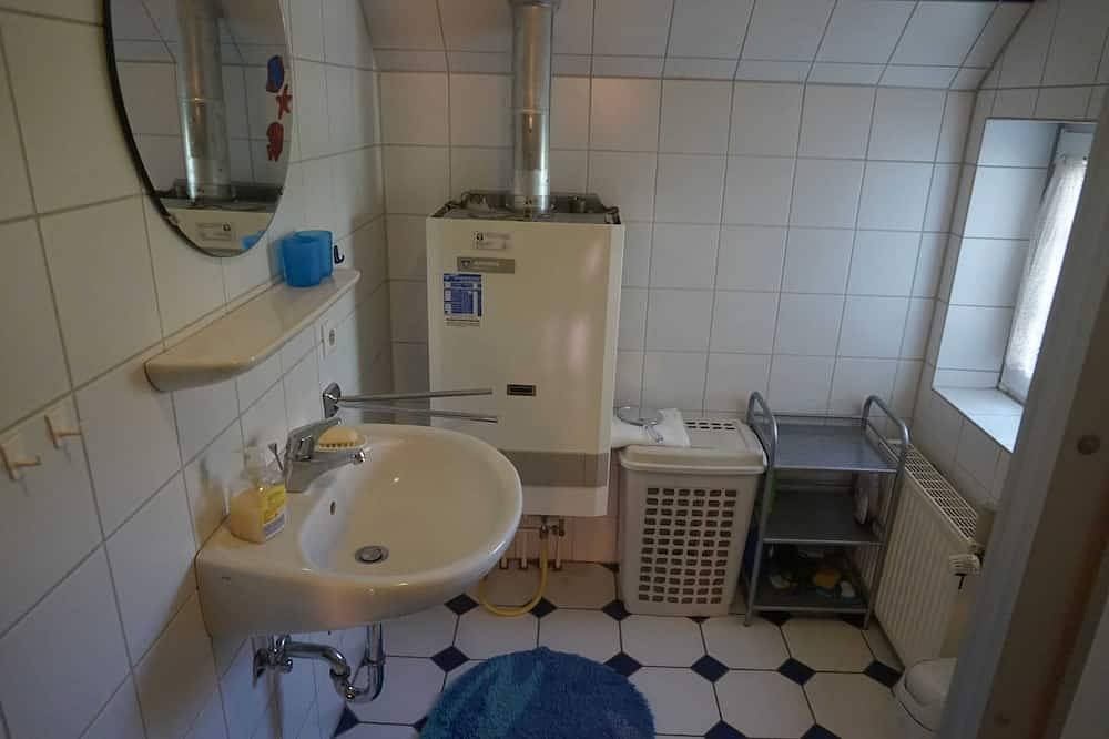 Ganze Wohnung, Ferienwohnungen Höhn - Erdgeschosswohnung in Altfunnixsiel, Wittmund