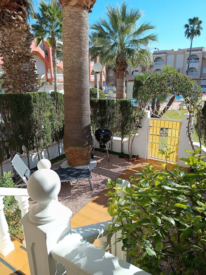 Ferienwohnung für 7 Personen, mit Balkon und Garten sowie Kinderpool in Los Alcázares