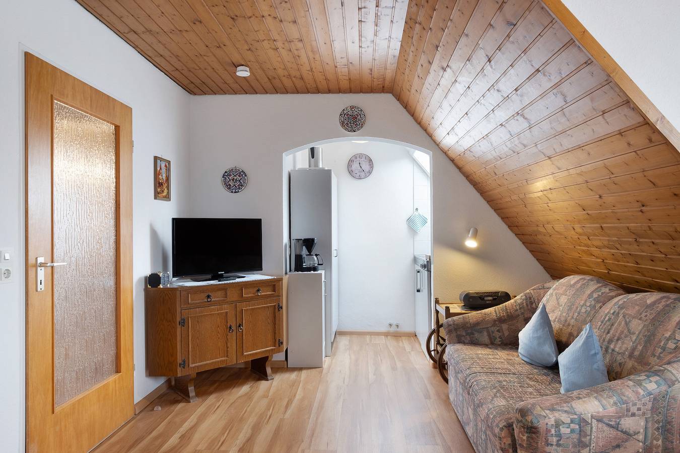 Ganze Wohnung, Ferienwohnung '2' mit Bergblick, Gemeinschaftsgarten und Wlan in Suedlicher Schwarzwald, Hinterzarten
