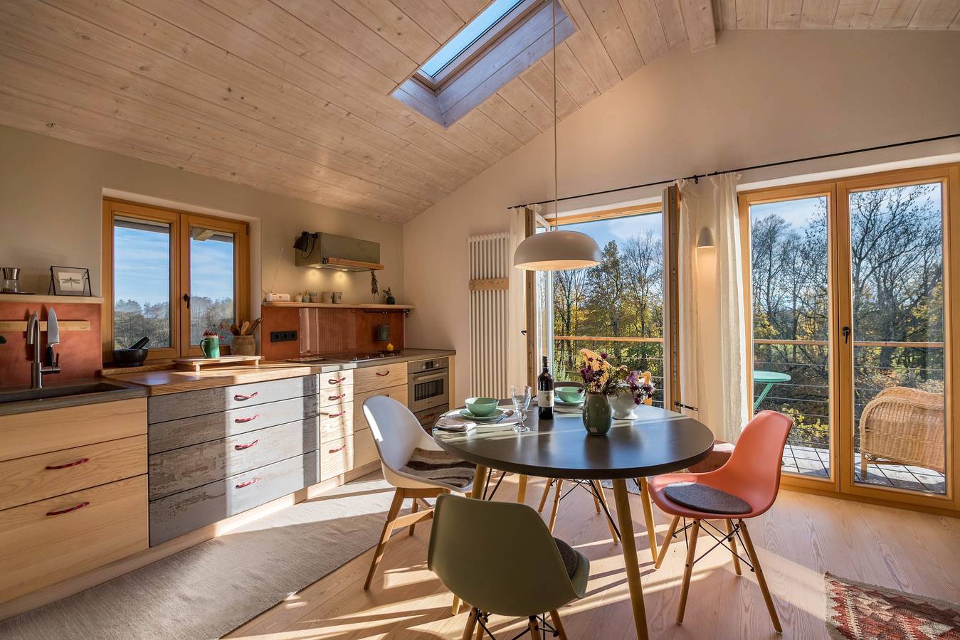 Ganze Wohnung, Ferienwohnung "Bei der Töpferei" mit Balkon, Terrasse, Garten & Wlan in Pittenhart, Chiemsee