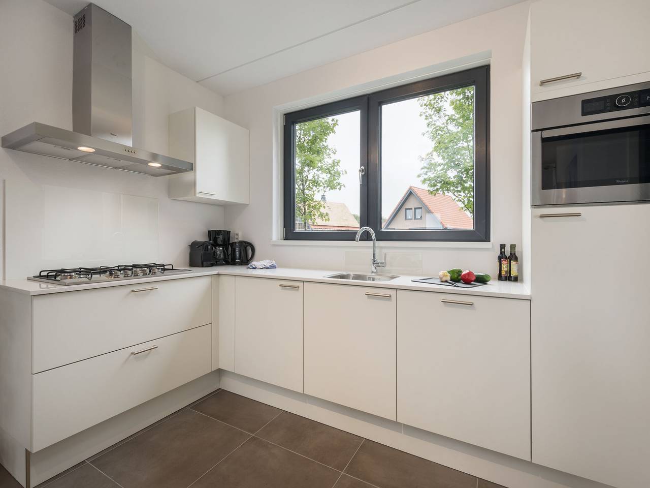 Luxe villa aan het water in Ossenzijl, Nationaal Park Weerribben-Wieden