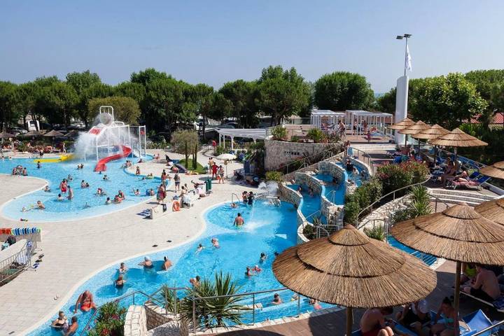 Bungalow für 4 Personen, mit Pool und Garten in Cavallino - 2