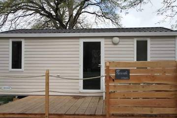 Mobil home pour 5 personnes à Sauxillanges