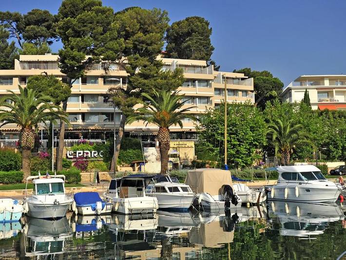 Camping per 2 persone, con Balcone/Terrazza e Balcone a Cassis