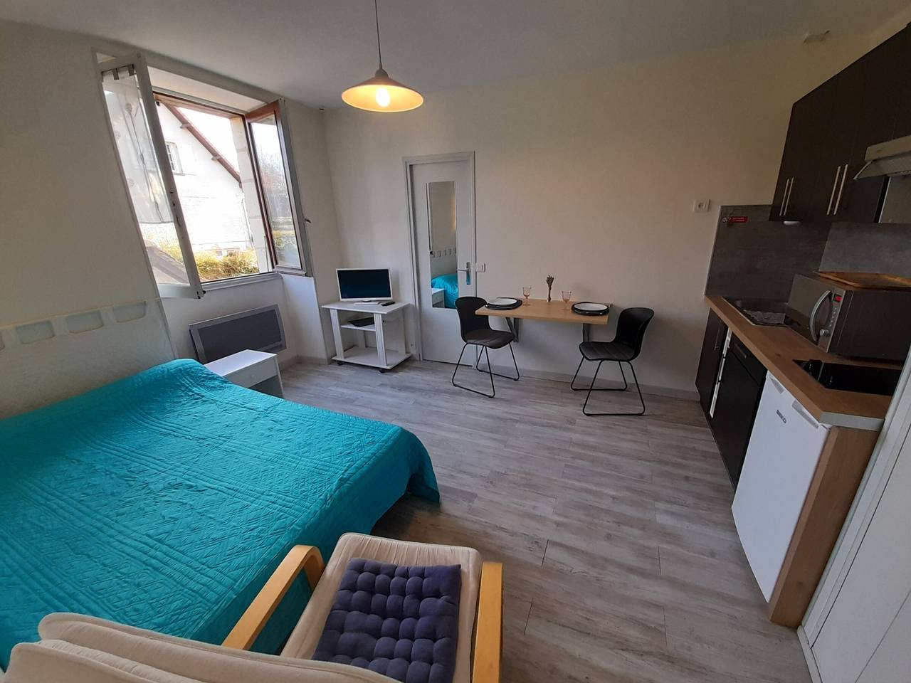 Ganzes Studio, Studio zentral in La Roche-Posay, Nähe Thermen, Wlan inklusive in La Roche-Posay, Vienne