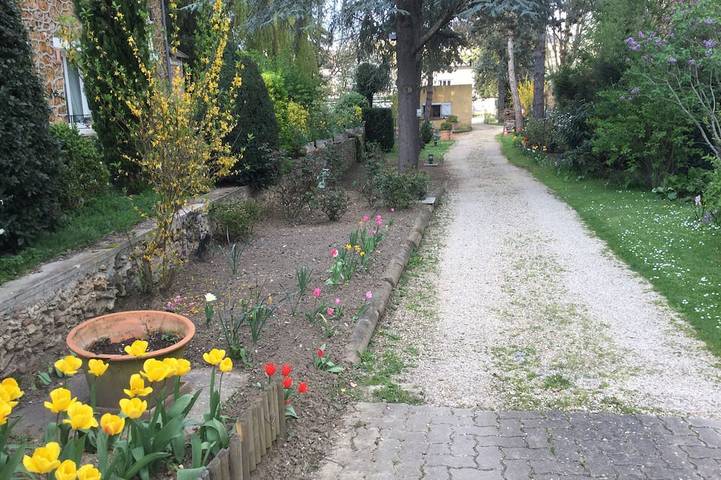 Gîte pour 2 personnes, avec terrasse et jardin à Palaiseau - 4