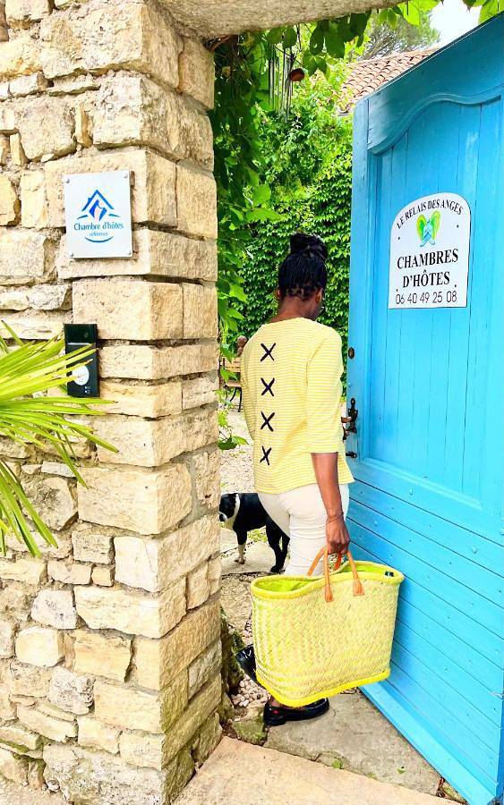 Chambre d’hôte pour 4 personnes, avec piscine ainsi que vue et jardin dans le Lot - 3