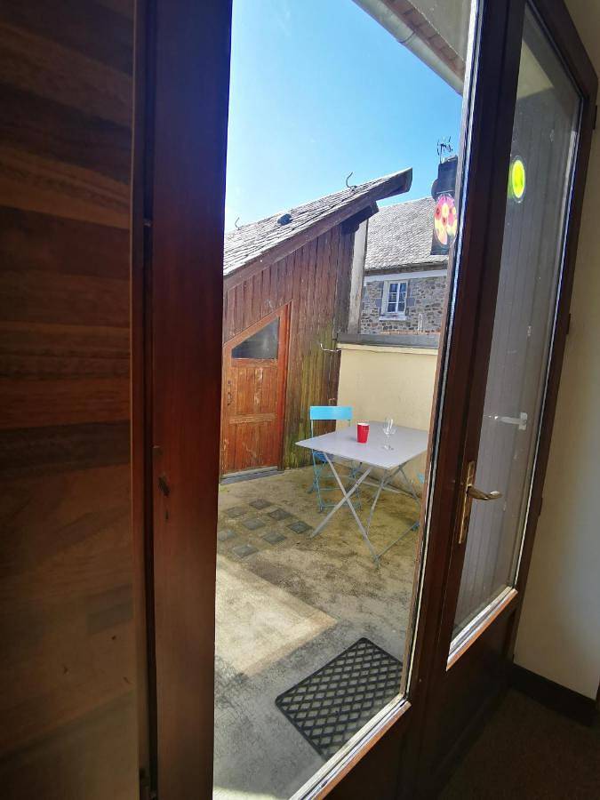 Gîte pour 7 personnes, avec vue et jardin, animaux acceptés à Avèze - 2