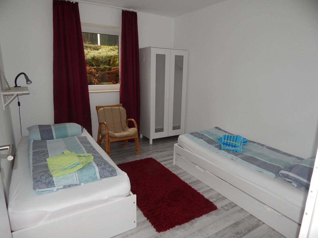 Geheel appartement, Ferienwohnung Zur Egge in Neuenheerse, Bad Driburg