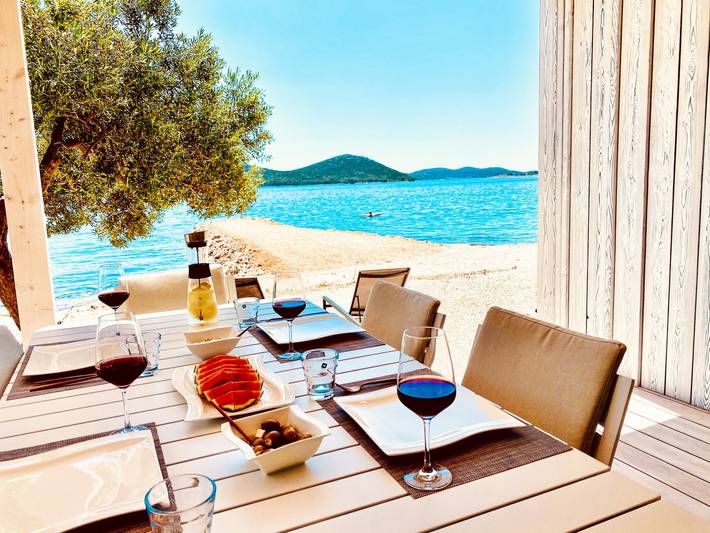 Bungalow für 5 Personen, mit Garten und Whirlpool sowie Terrasse in Dalmatien - 2