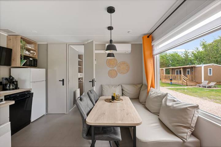 Camping für 4 Personen, mit Terrasse und Seeblick sowie Balkon/Terrasse in Südholland - 4